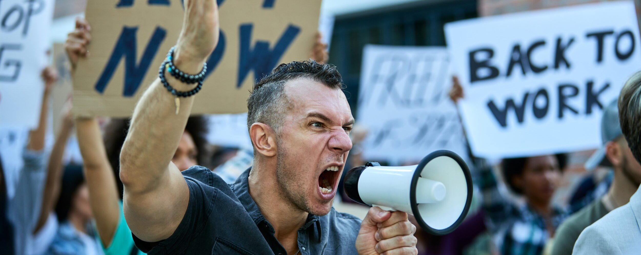 The Great Office Rebellion: Why Employees Are Pushing Back Against Return to Office Mandates